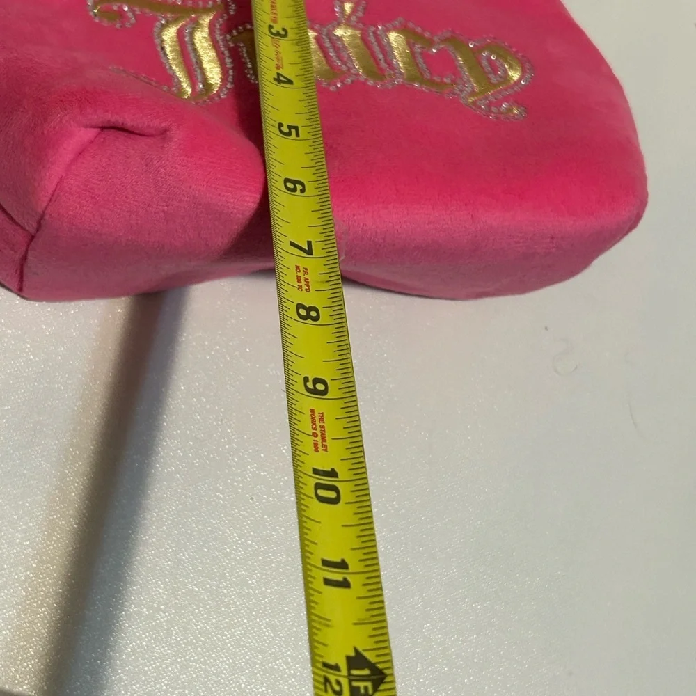 Juicy Couture chic stylish